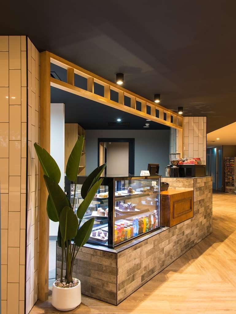 Woodroffe Hotel Gold Coast Amenities foto
